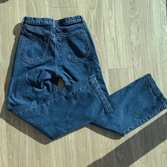 Abercrombie & Fitch 90s Relaxed Jean Dark Blue Denim - High Rise - Picture 3 of 3